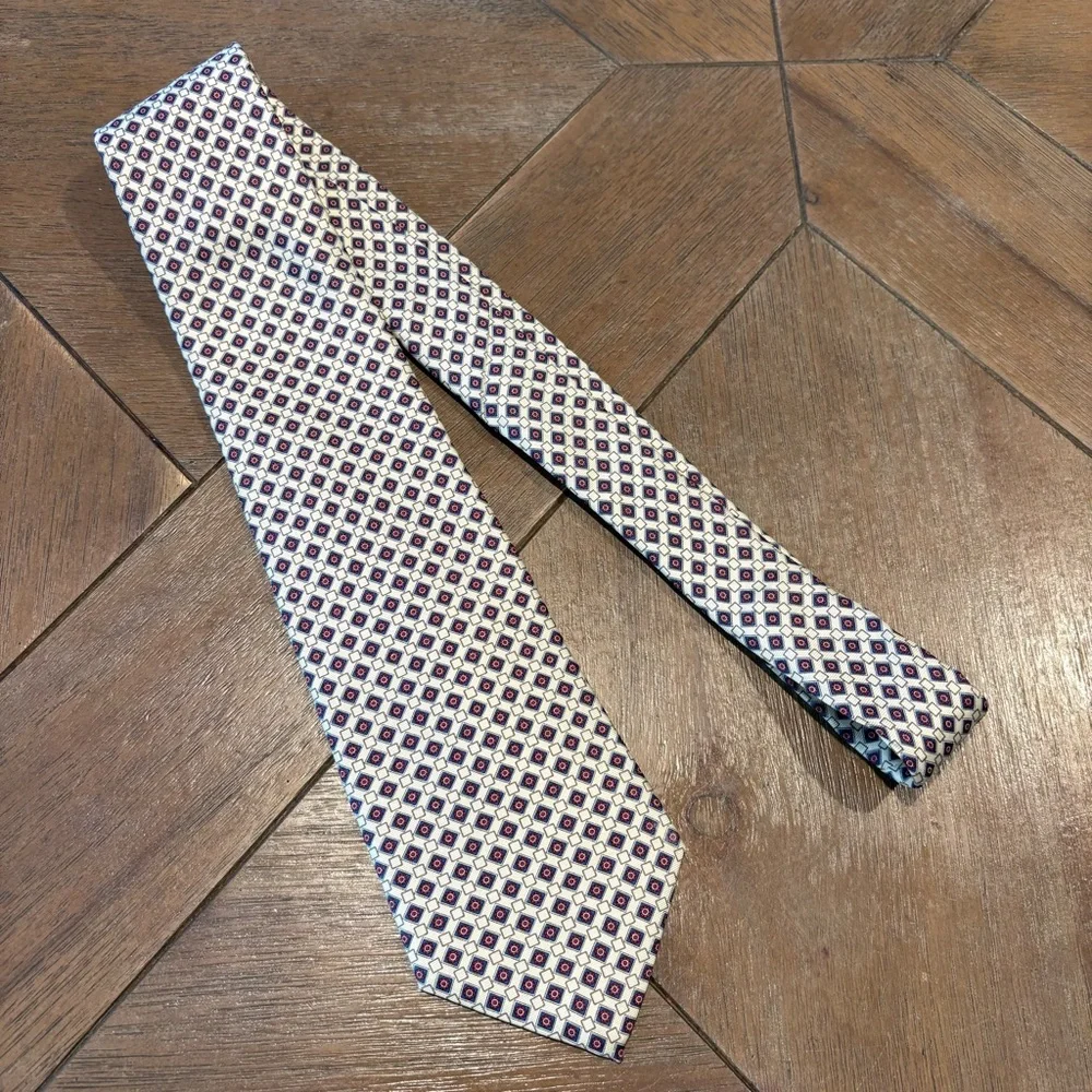 Christian Dior Vintage And Luxurious Tie Geometric Pattern - Picture 2 of 9